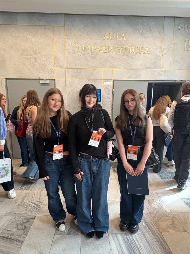 Wielki sukces naszych uczennic z klasy III A!