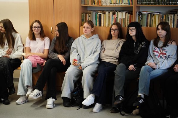 Klasa 2C V LO im. Romualda Traugutta na warsztatach beat-boxu